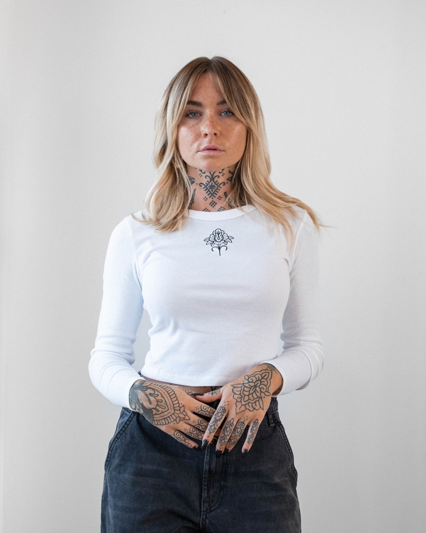 GNA | CROPPED LONGSLEEVE